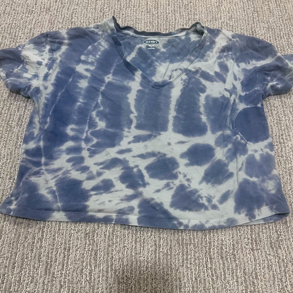 old navy blue tie diy crop top